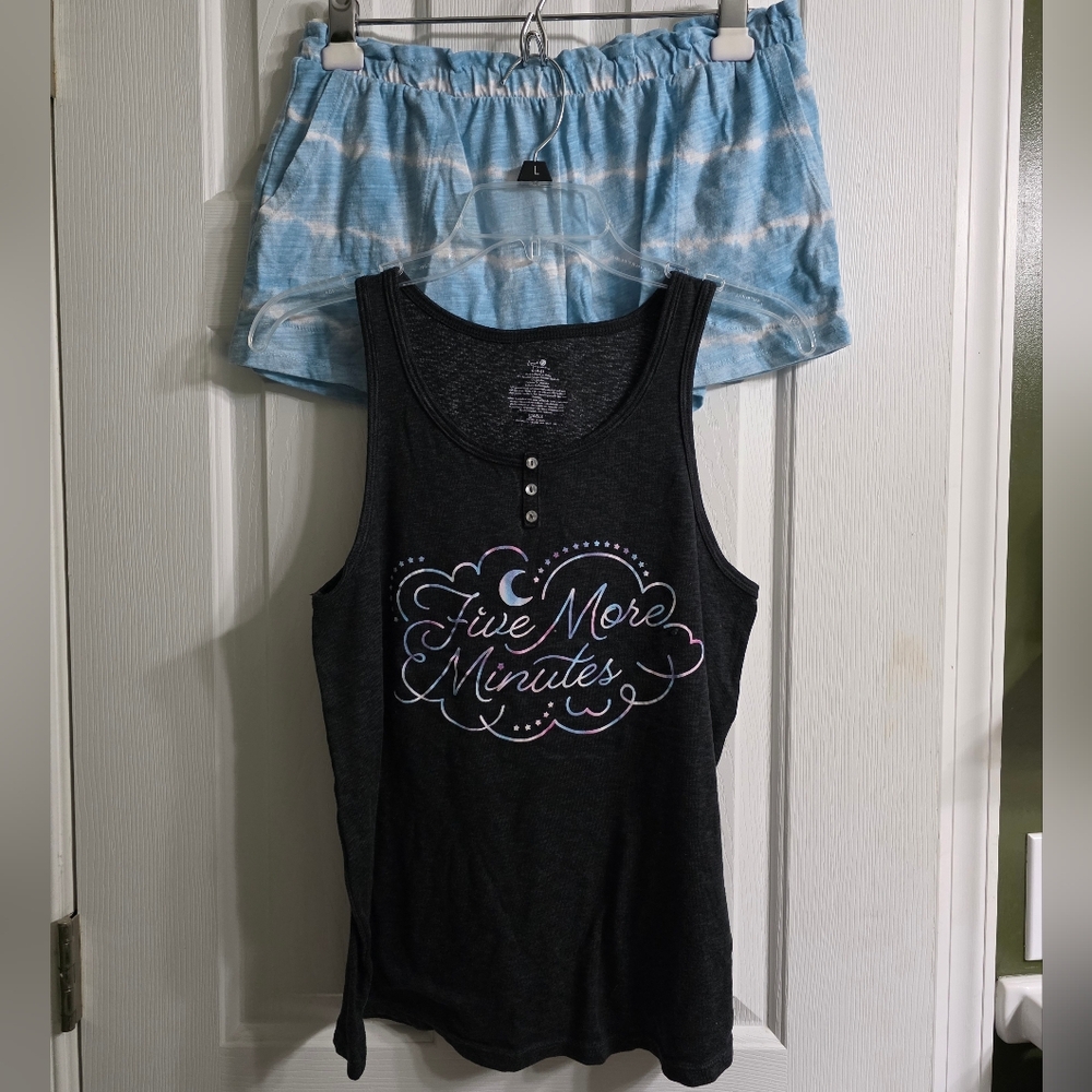 🌻$2🌻Cozy PJ Tank Top & Shorts Set